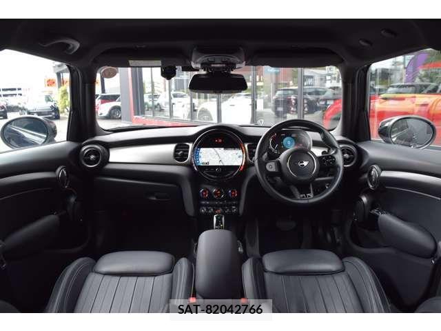 Bmw MINI 2022-02 7328427-2