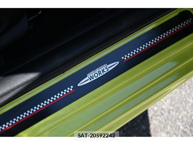Bmw MINI 2023-01 7328428-23