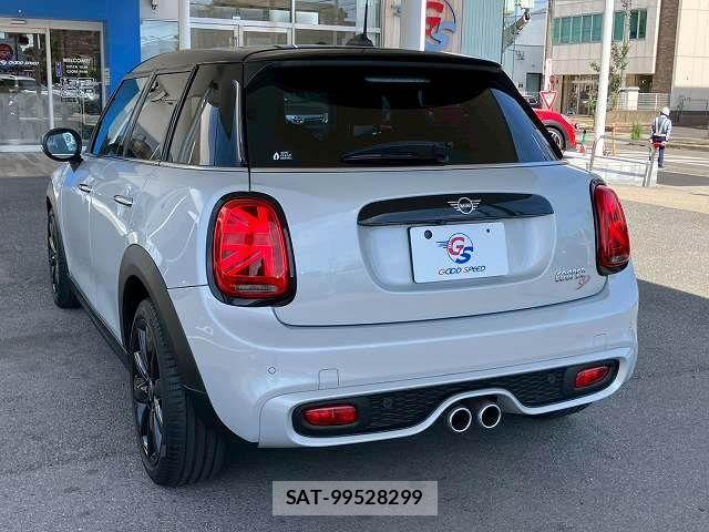 Bmw MINI 2021-03 7358764-14