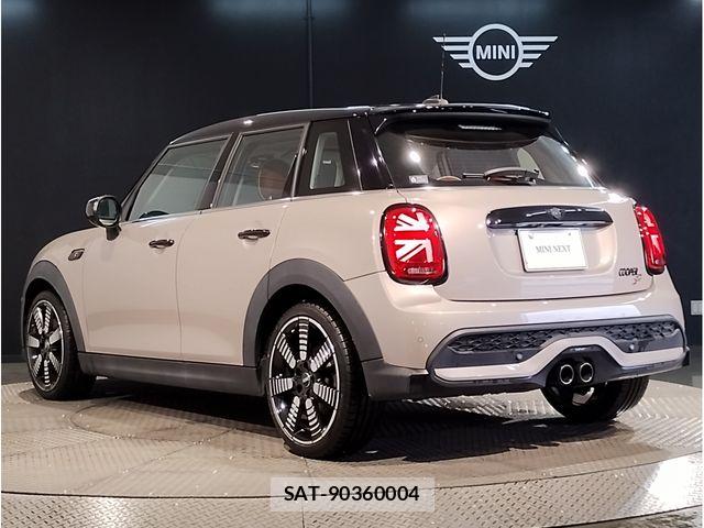 Bmw MINI 2022-11 7358762-6