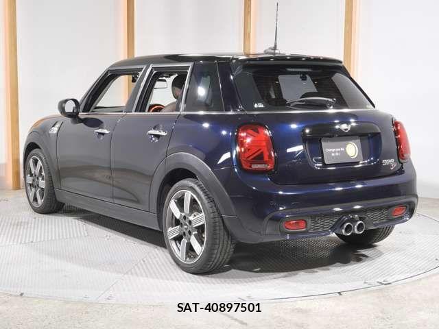 Bmw MINI 2020-12 7501573-9
