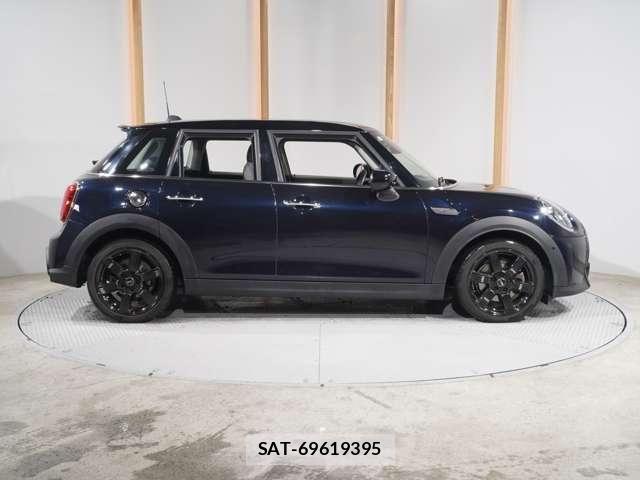 Bmw MINI 2022-05 7501572-22