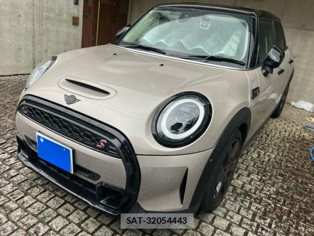 Bmw MINI 2022-03 7618125-0