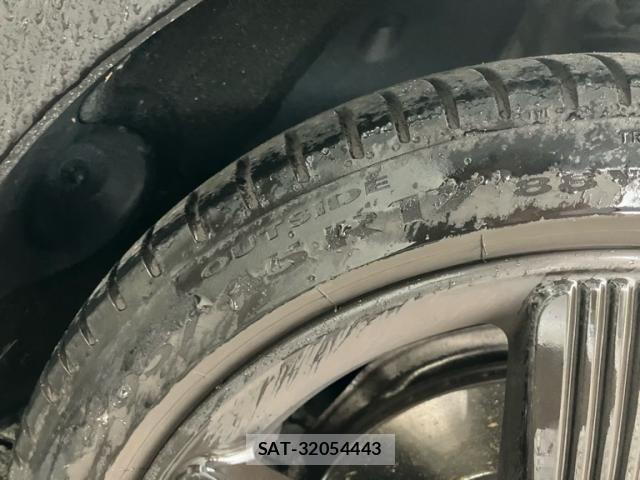 Bmw MINI 2022-03 7618125-3