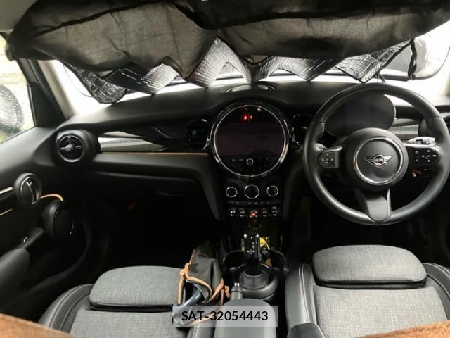 Bmw MINI 2022-03 7618125-5