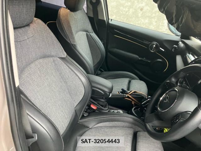 Bmw MINI 2022-03 7618125-6