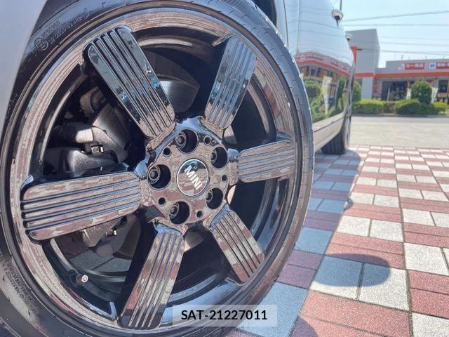 Bmw MINI 2023-11 7725774-13