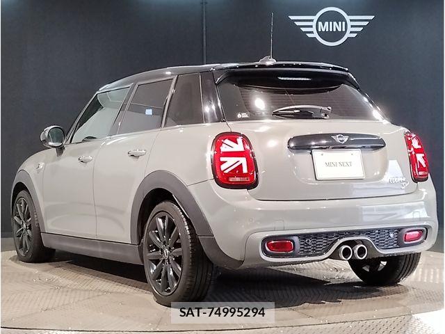 Bmw MINI 2019-07 7962639-2