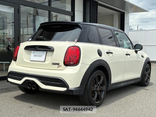 Bmw MINI 2022-03 7980022-2