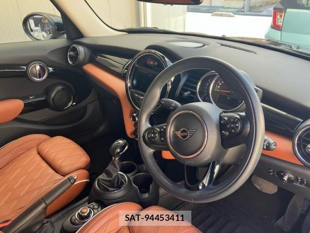 Bmw MINI 2020-06 8074620-10