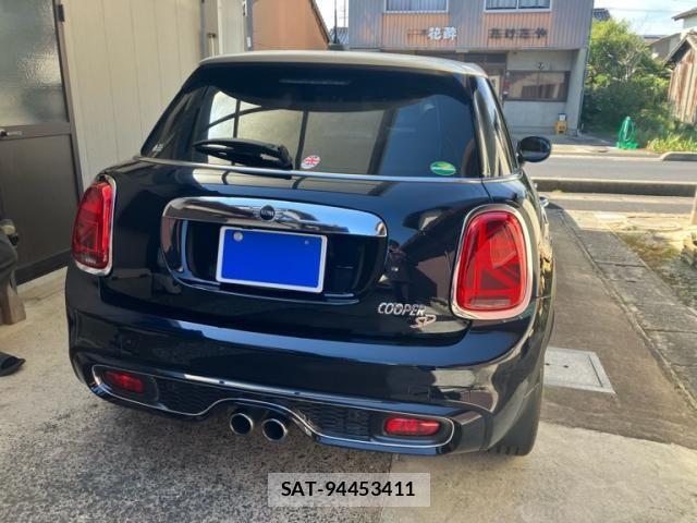 Bmw MINI 2020-06 8074620-3
