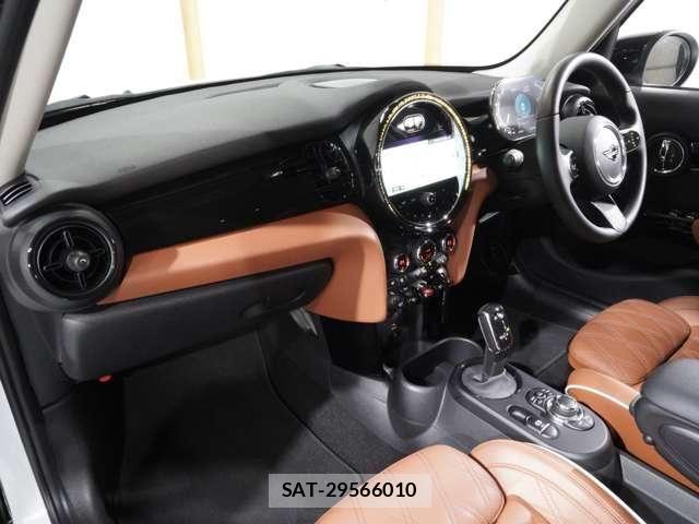 Bmw MINI 2023-05 8131246-12