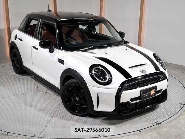Bmw MINI 2023-05 8131246-16