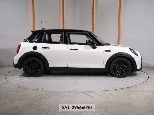 Bmw MINI 2023-05 8131246-20