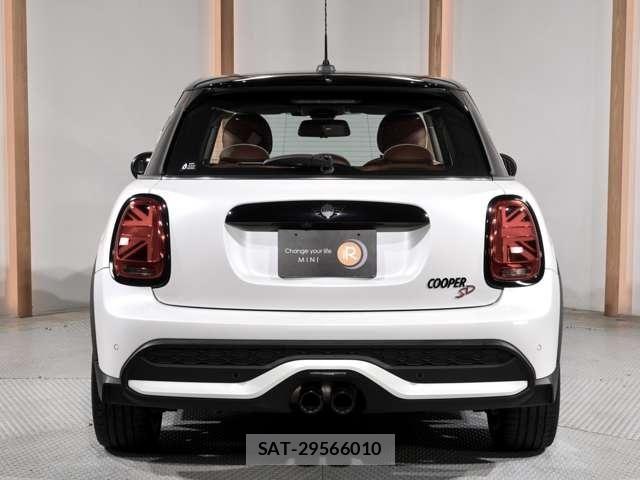 Bmw MINI 2023-05 8131246-7