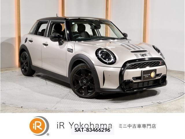 Bmw MINI 2022-07 8230825-0