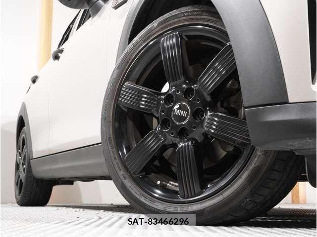Bmw MINI 2022-07 8230825-17