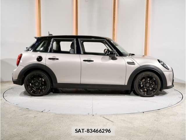Bmw MINI 2022-07 8230825-20