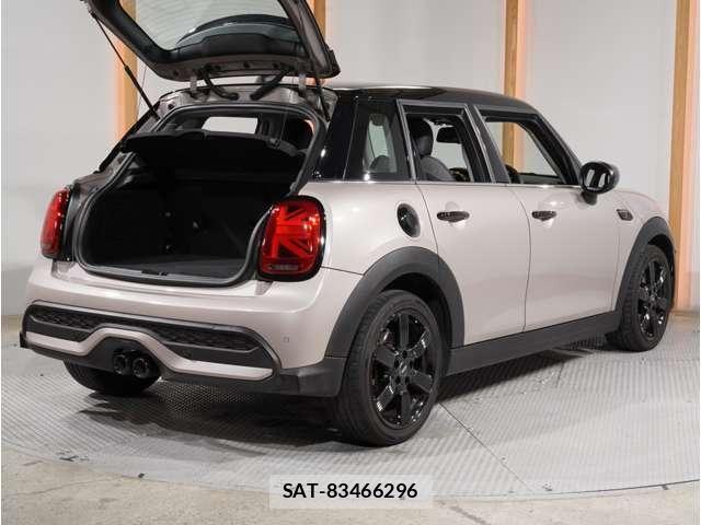 Bmw MINI 2022-07 8230825-25