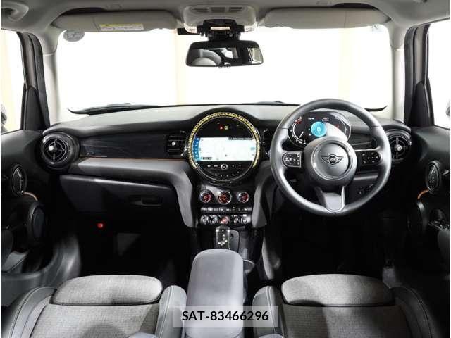 Bmw MINI 2022-07 8230825-2