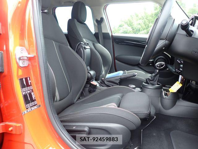 Bmw MINI 2018-10 8315470-16