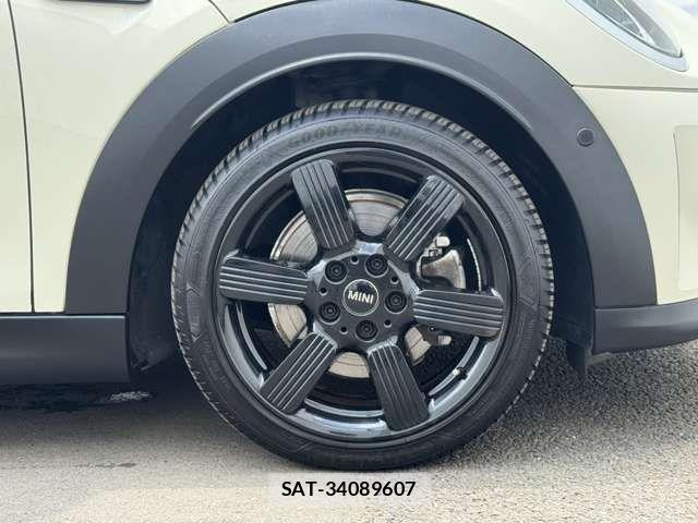 Bmw MINI 2021-06 8354972-13