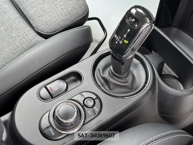 Bmw MINI 2021-06 8354972-21