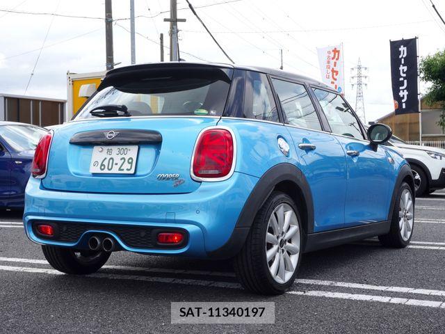 Bmw MINI 2018-07 8367029-2