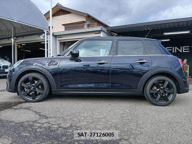 Bmw MINI 2022-06 8413625-19