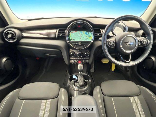 Bmw MINI 2018-06 8457918-1