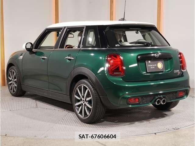 Bmw MINI 2019-09 8457916-1