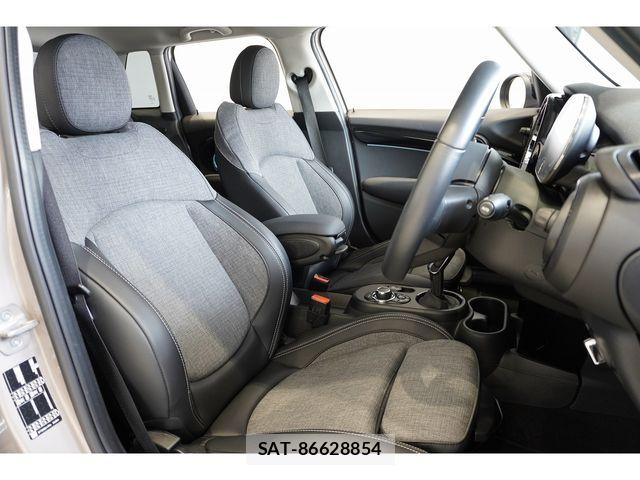 Bmw MINI 2023-11 8685963-19