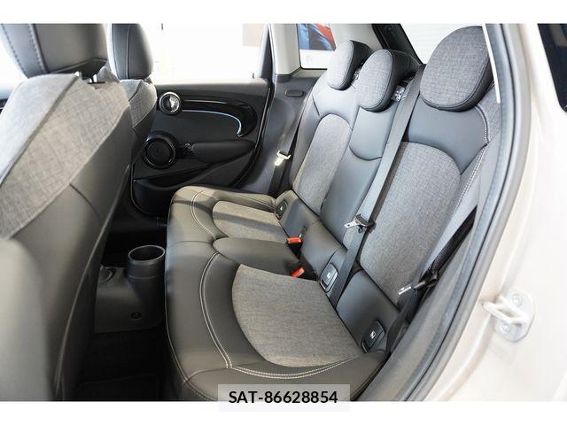 Bmw MINI 2023-11 8685963-23