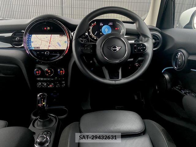 Bmw MINI 2021-07 8744023-12