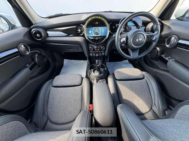 Bmw MINI 2022-05 8796673-1