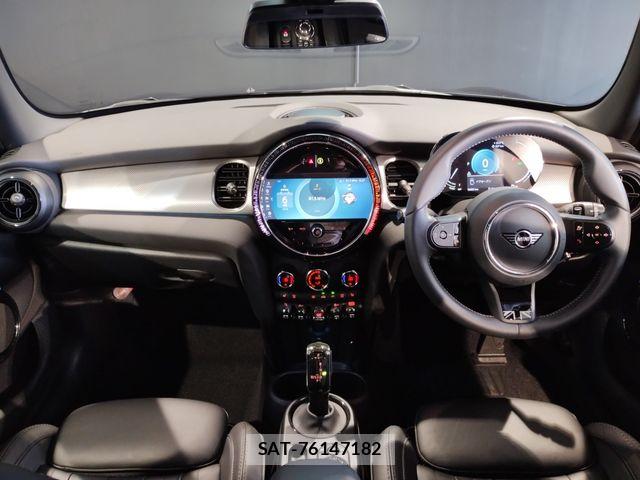 Bmw MINI 2023-06 8796671-1