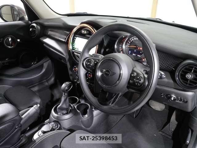 Bmw MINI 2019-06 8830362-13