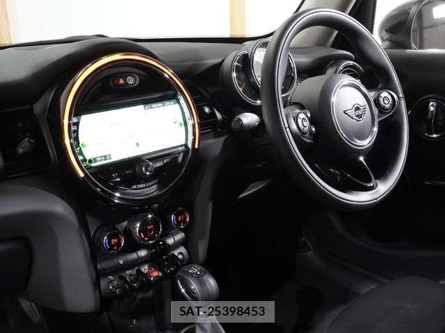 Bmw MINI 2019-06 8830362-15