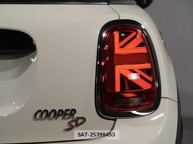 Bmw MINI 2019-06 8830362-24