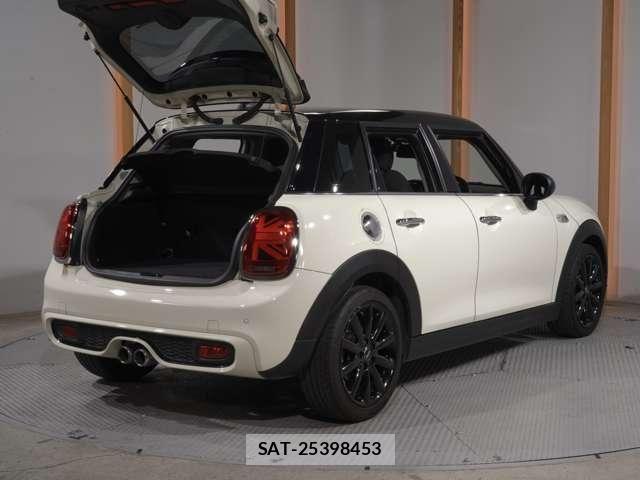 Bmw MINI 2019-06 8830362-25