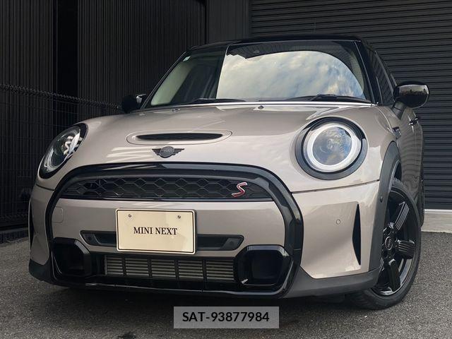Bmw MINI 2021-12 8883932-0