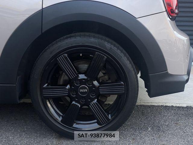 Bmw MINI 2021-12 8883932-11