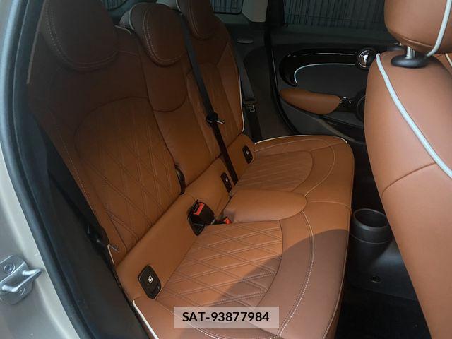 Bmw MINI 2021-12 8883932-16