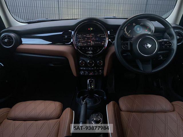 Bmw MINI 2021-12 8883932-17