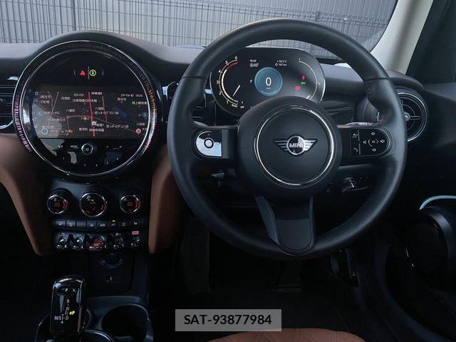 Bmw MINI 2021-12 8883932-23