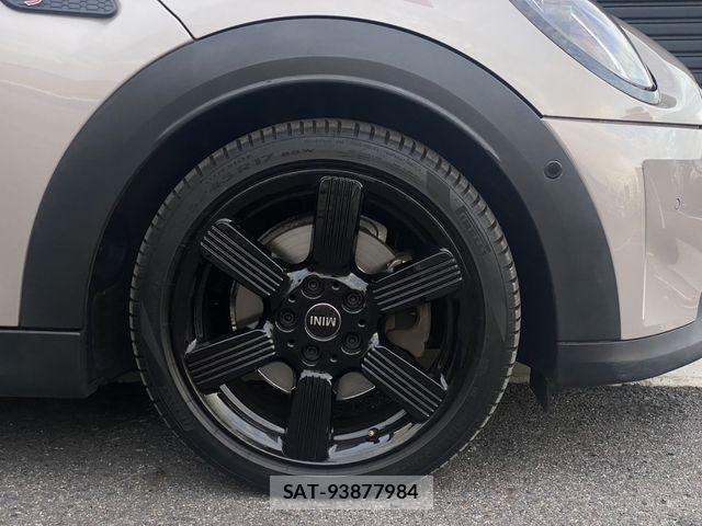 Bmw MINI 2021-12 8883932-8