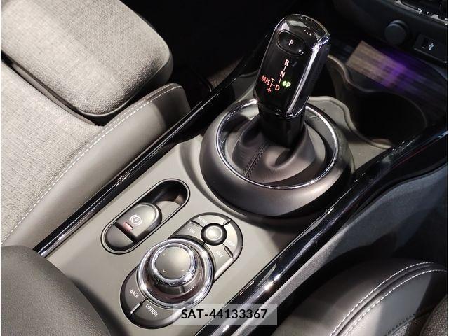 Bmw MINI 2022-05 4045378-23