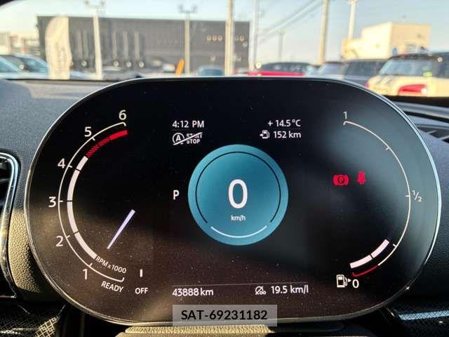 Bmw MINI 2023-10 7215699-17