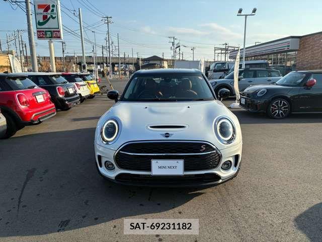 Bmw MINI 2023-10 7215699-1