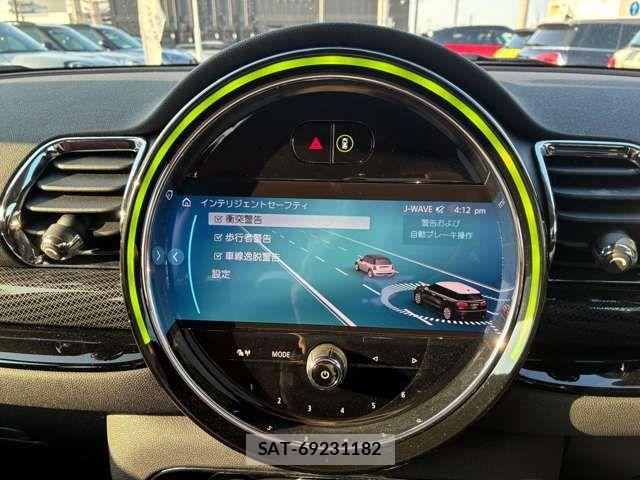 Bmw MINI 2023-10 7215699-19